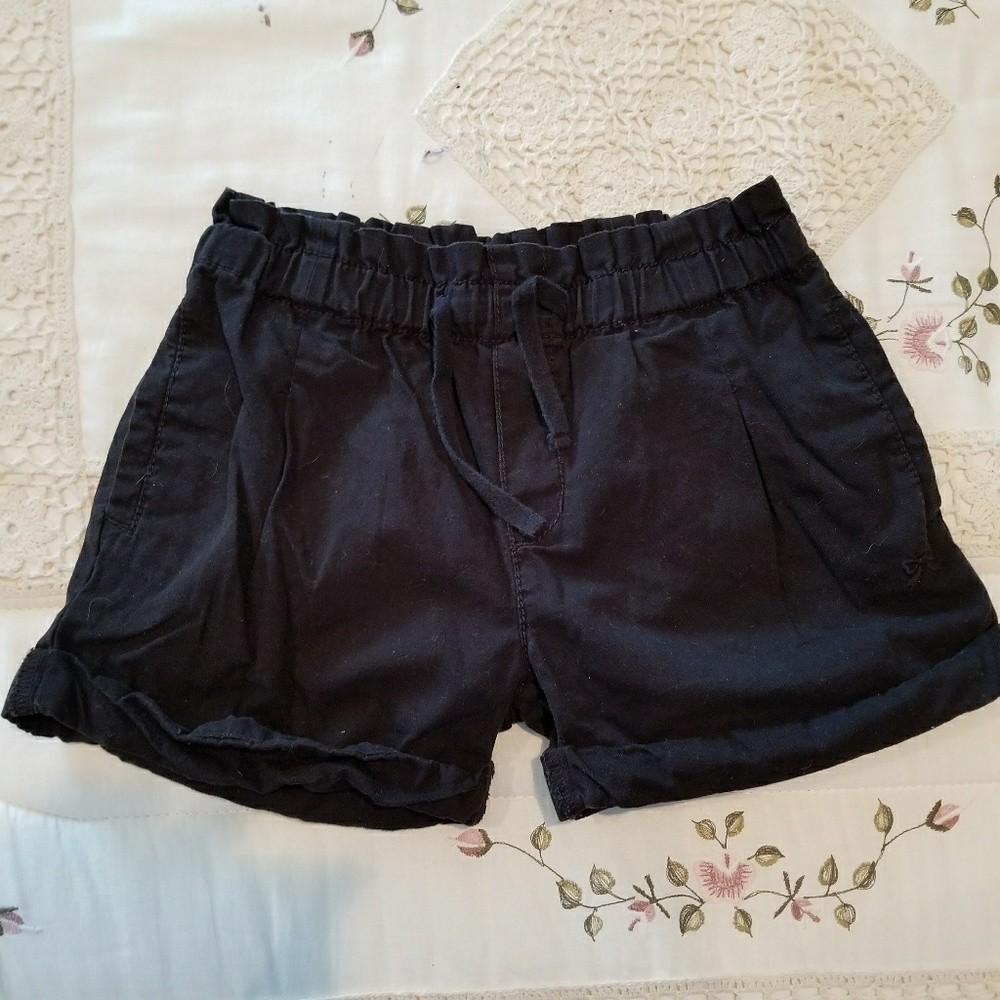 Gymboree girls black shorts