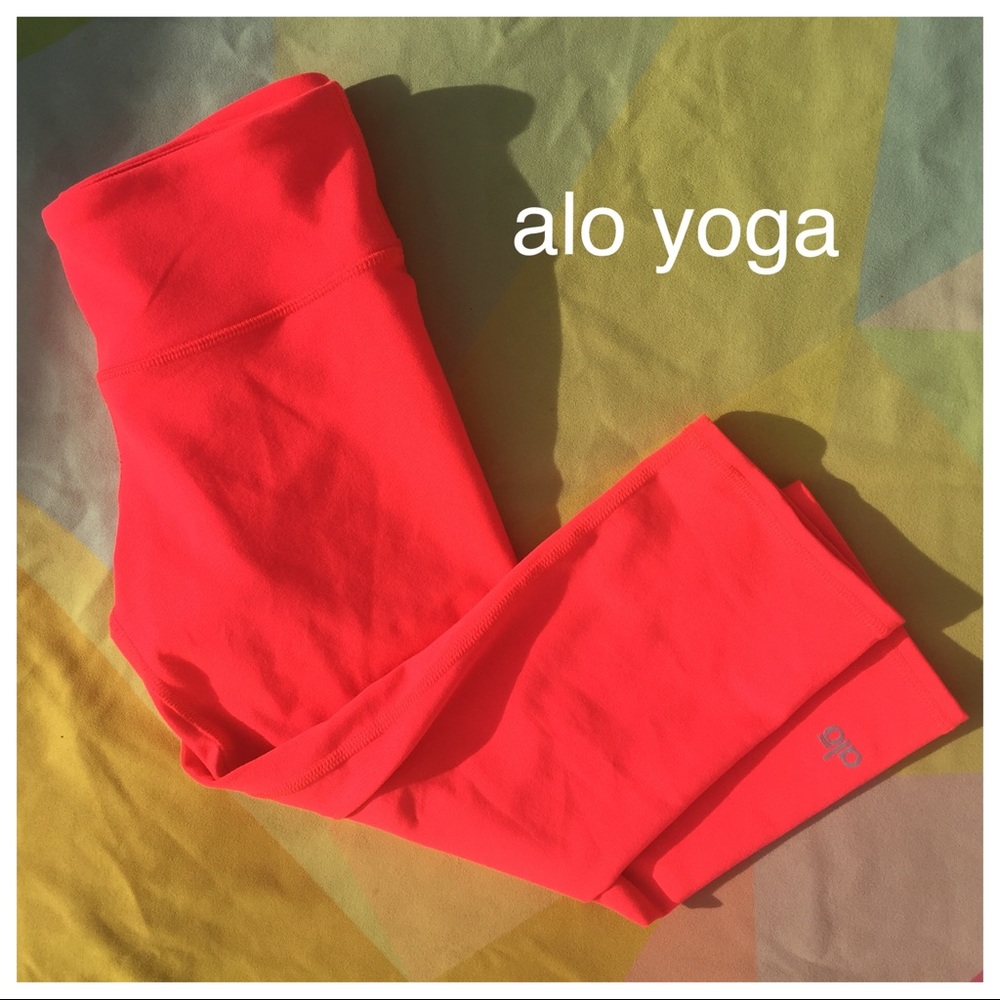 alo yoga airbrush crop XS