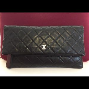 CHANEL Caviar Quilted CC Beauty Clutch Black