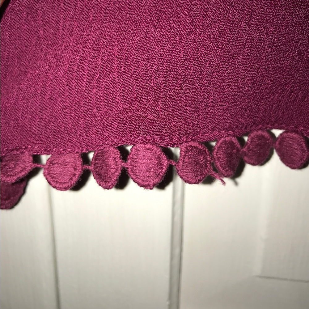 CUTE Crop Top! - Picture 3 of 3