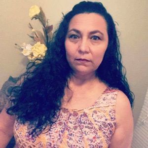 Meet your Posher, Annette