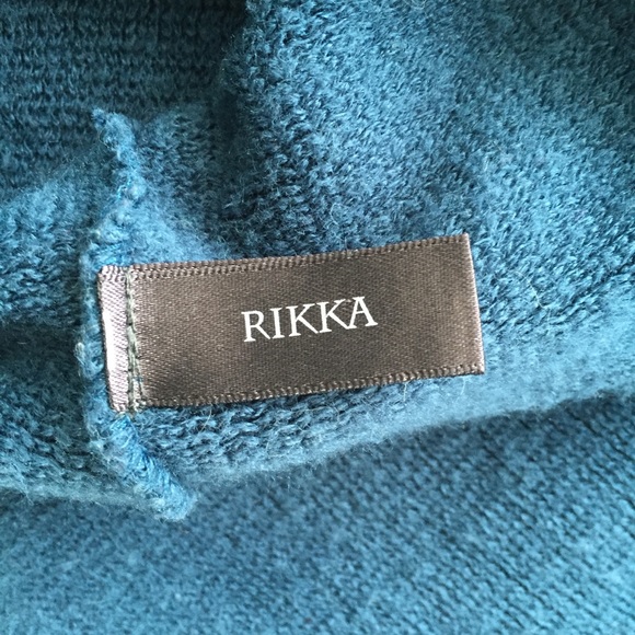 Soft Knit Infinity Scarf - Picture 2 of 6