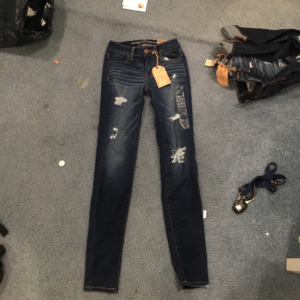 AE ripper jeans NWT