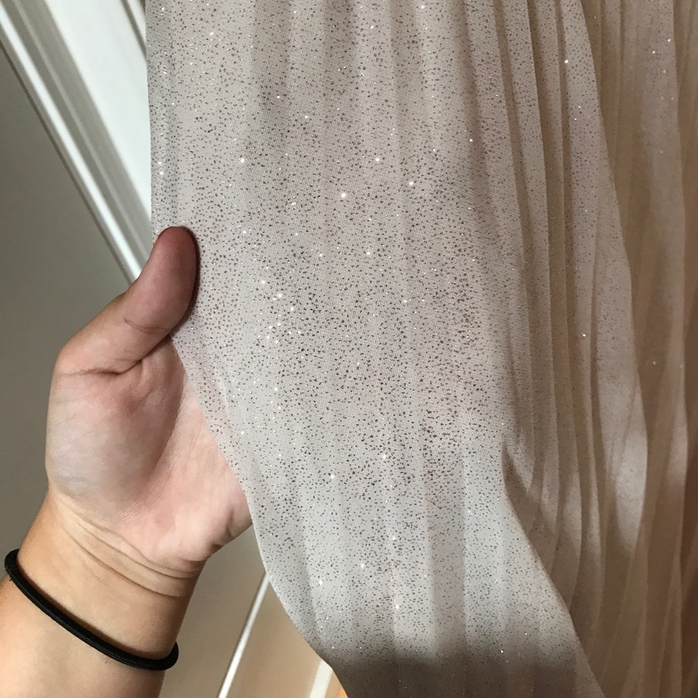 Formal Dress - Picture 4 of 4