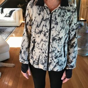 lululemon running jacket