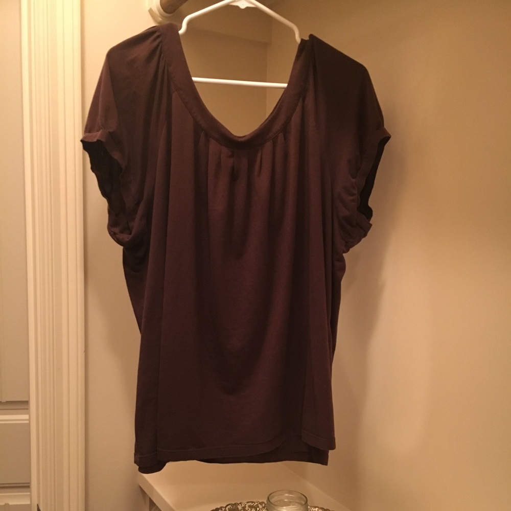 🌺Comfy Brown tee!!!