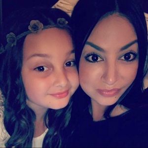 Meet your Posher, Candice