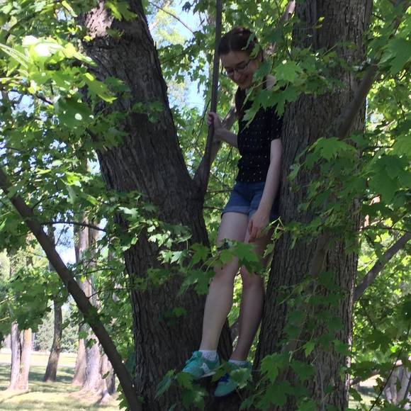 Meet your Posher, Samantha - Picture 1 of 1