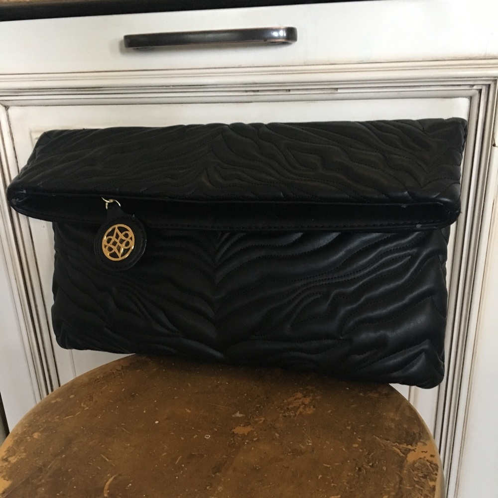 NWT Antonio Melani giant clutch