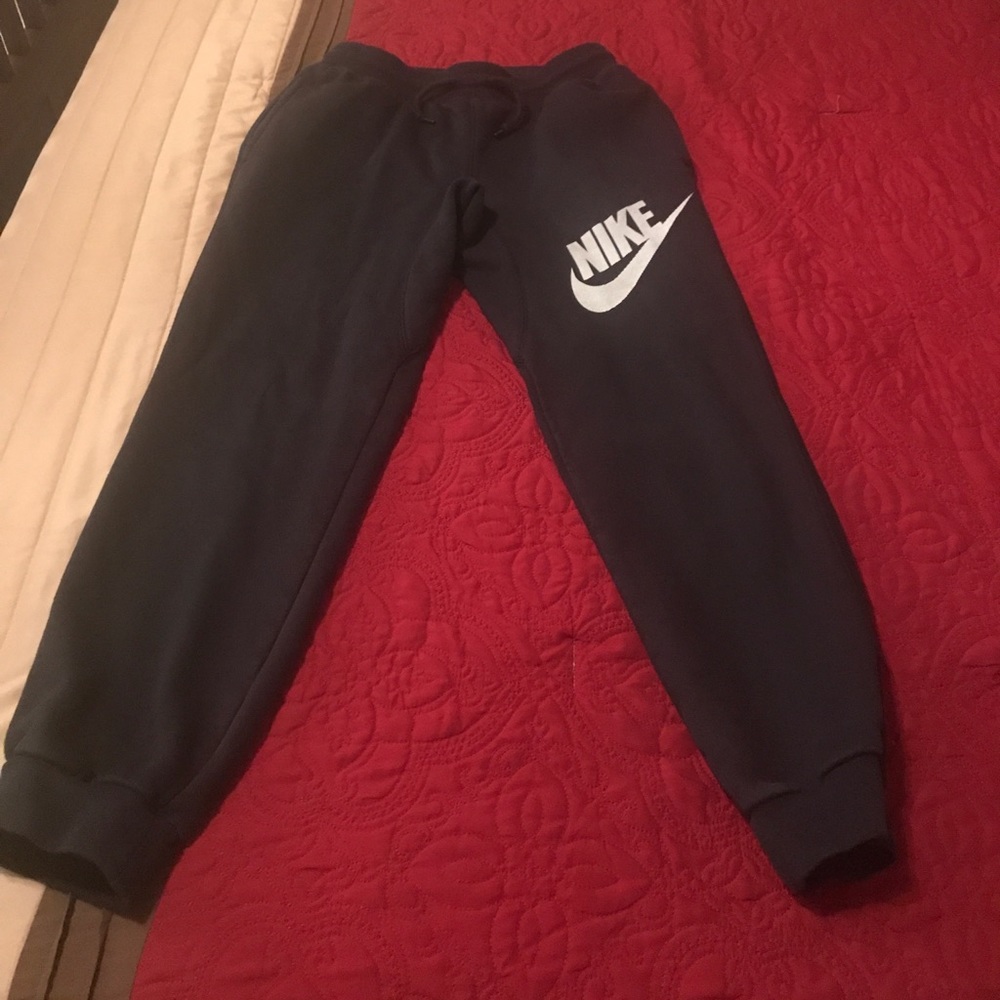 Nike men's S jogger sweatpants