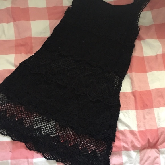 American Eagle Outfitters Scalloped Lace Dress - Picture 1 of 3