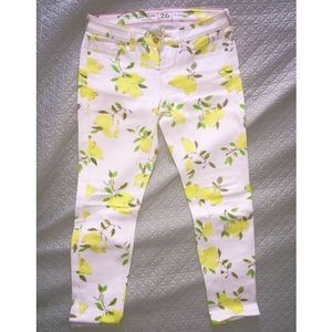 Kate spade lemon white pants/jeans