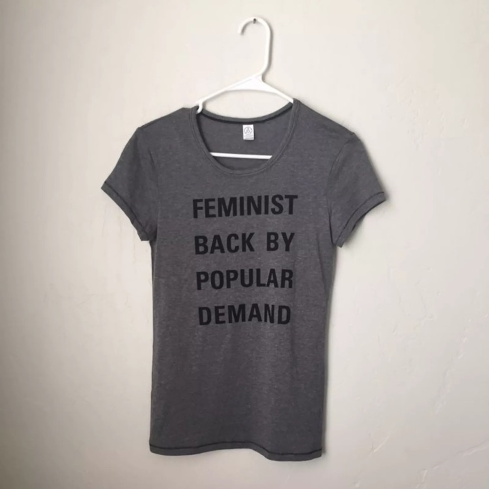 hp | NWOT Feminist T-Shirt