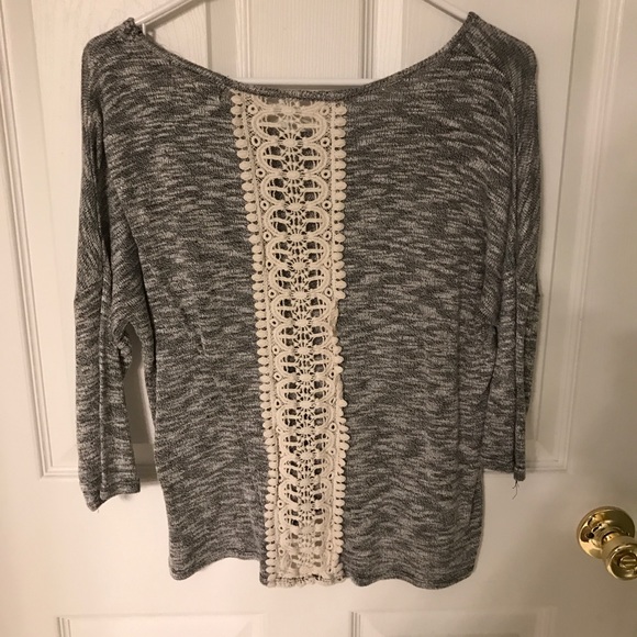 Grey Shirt With Lace Detail On The Back - Picture 2 of 3