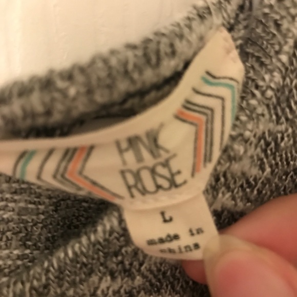 Grey Shirt With Lace Detail On The Back - Picture 3 of 3