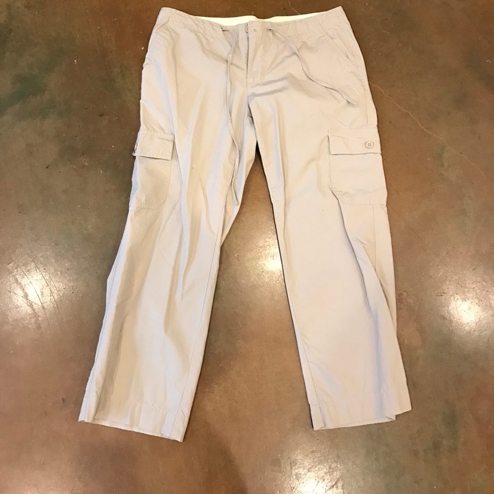 Old Navy Khaki Capri