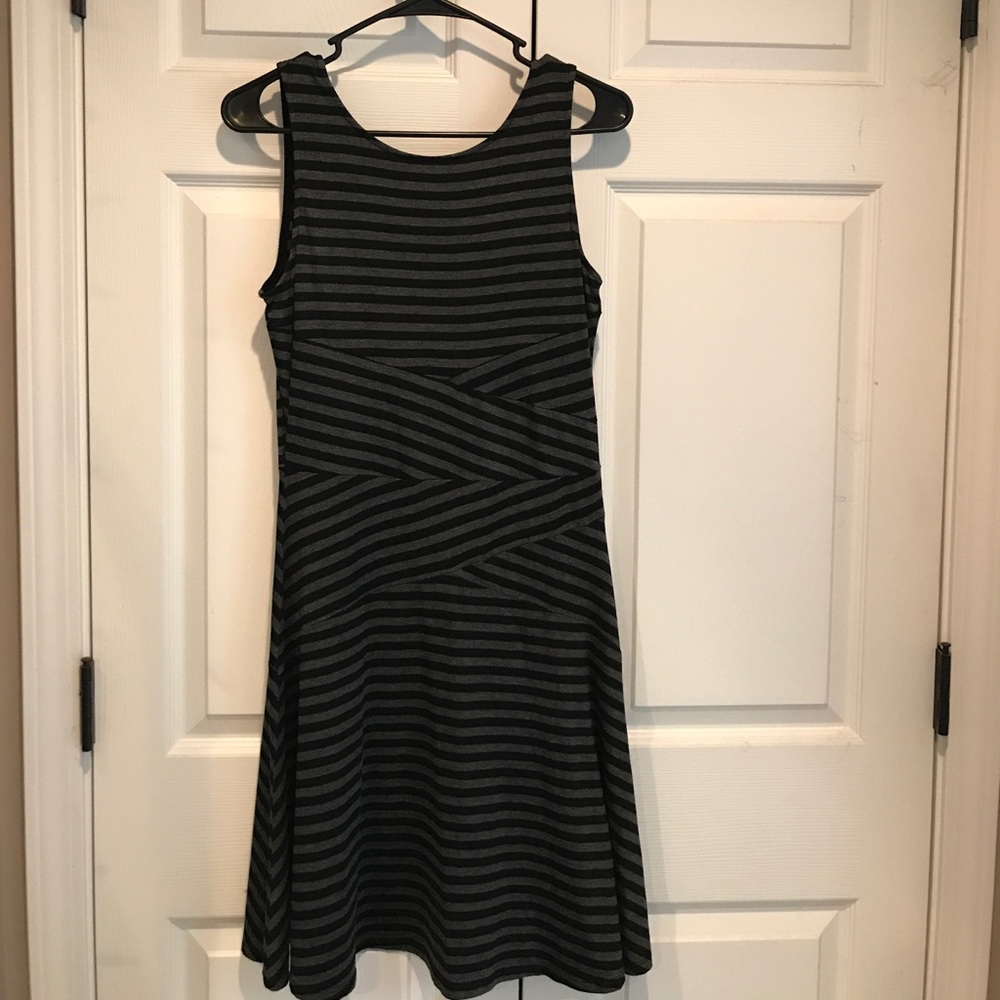 Gray and Black Sleeveless Dress