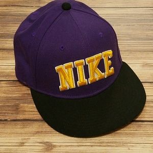 Authentic Nike Snapback Hat LA Lakers LSU