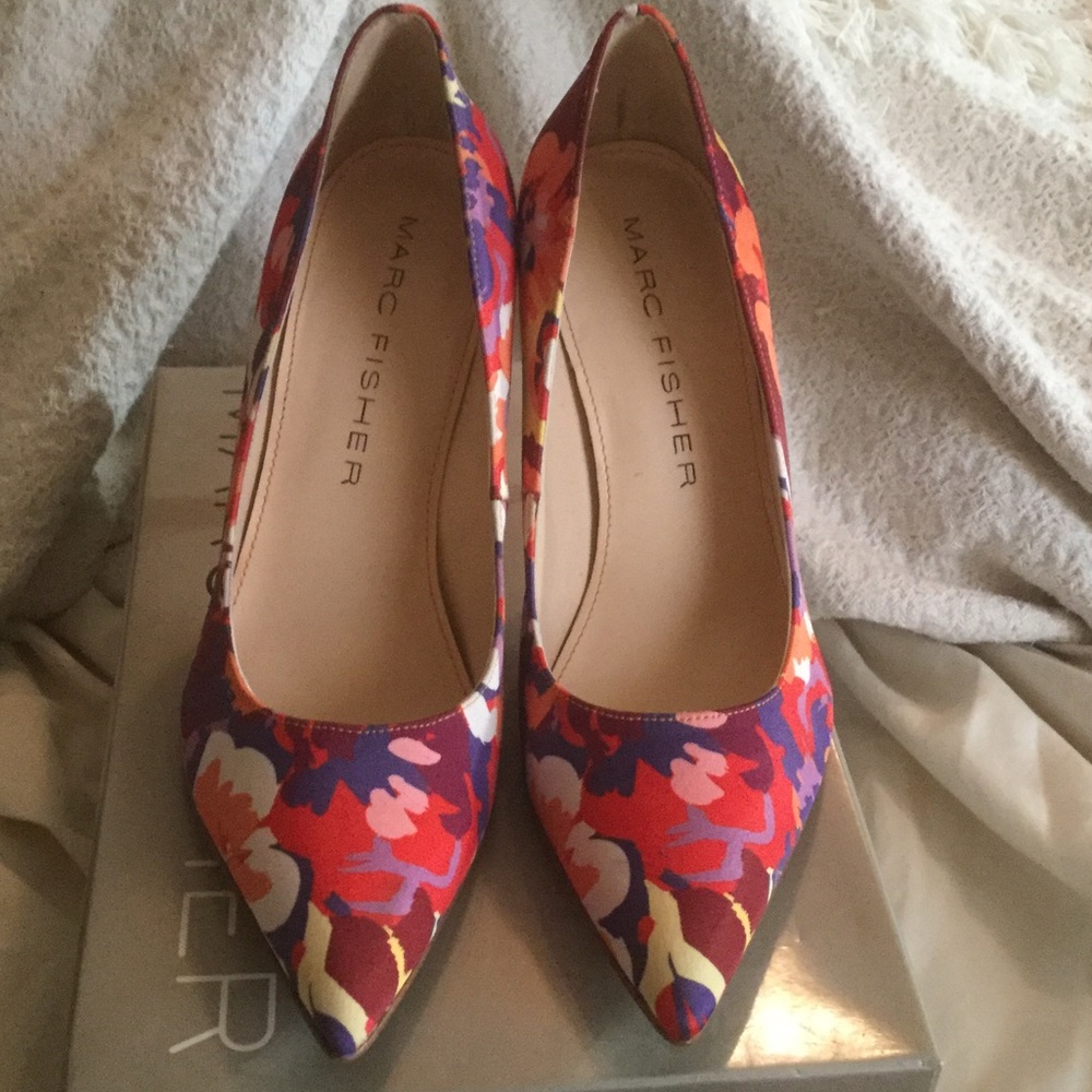 Marc Fisher - orange multi fabric - Heels