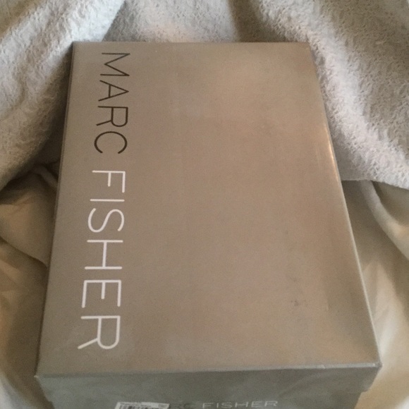 Marc Fisher - orange multi fabric - Heels - Picture 2 of 3