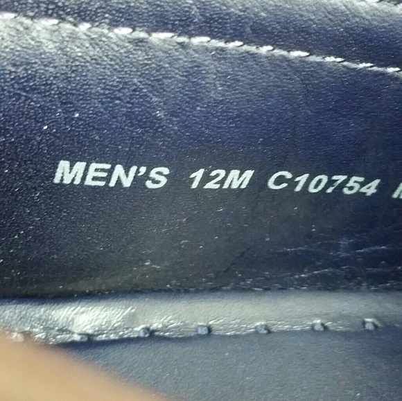 COLE HAAN MEN'S LEATHER SHOES - Picture 7 of 7