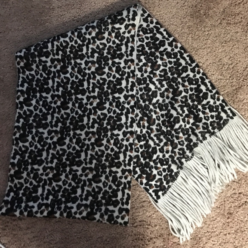 Cheetah scarf
