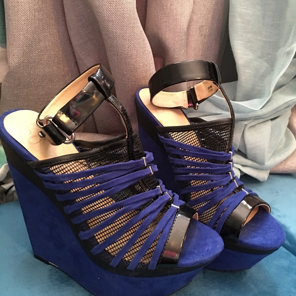 Gwen Stefanie wedges