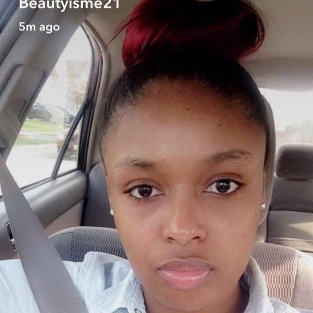 Meet your Posher, Brandi