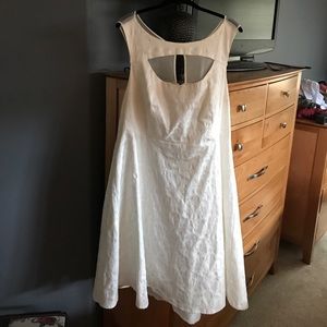 Torrid Size 20 White Party Dress