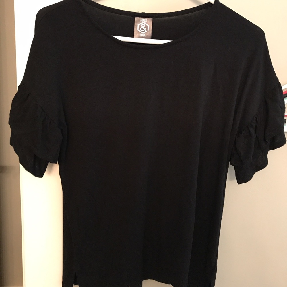 Agnes and Dora Frill Top