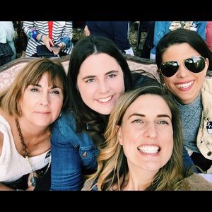 Meet your Posher, Laura lee