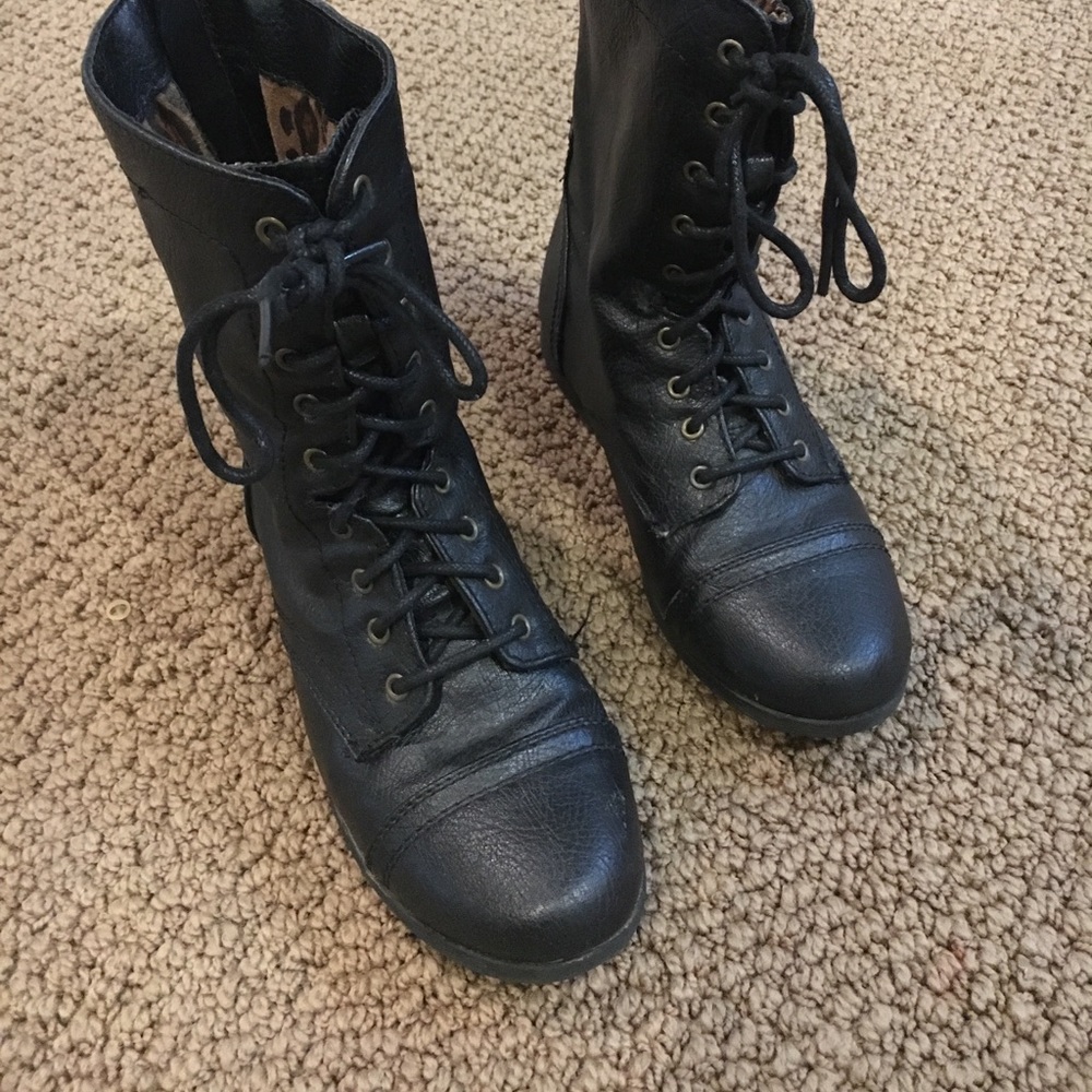 Steve Madden boots