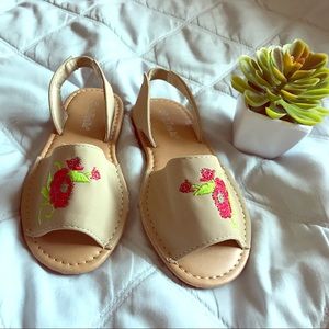 Cute Huarache looking sandals for toddlers.