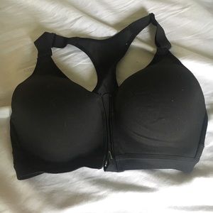 VS Sport 34D bra