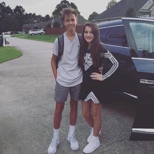 Meet your Posher, Joyce