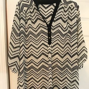 Chevron sheer 3/4 sleeves size 2x