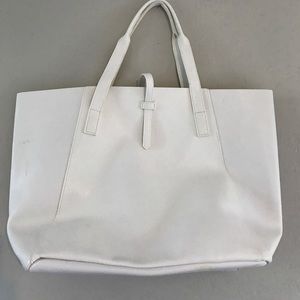 White Saks Fifth Avenue tote bag