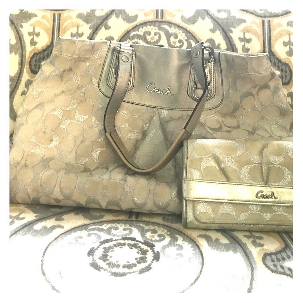 Signature Grey Coach Purse & Matching Wallet