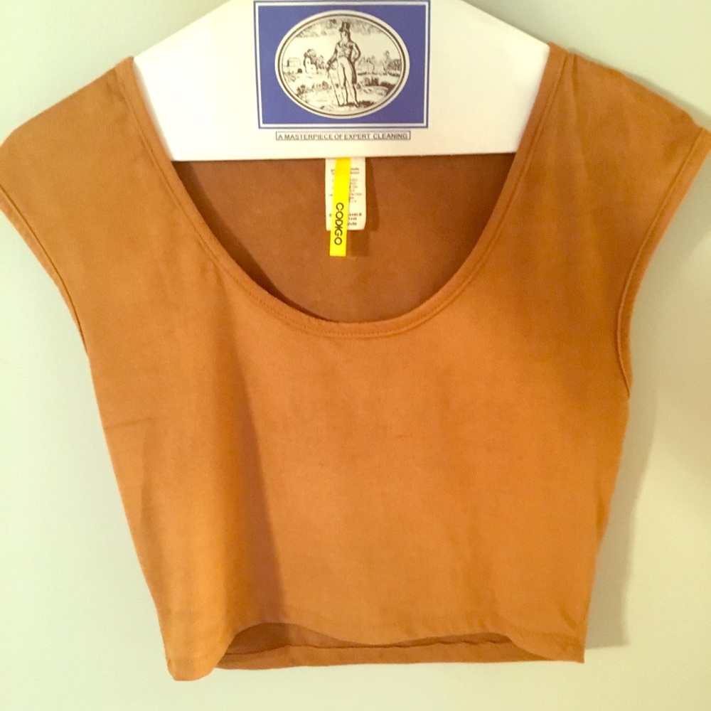 Crop top