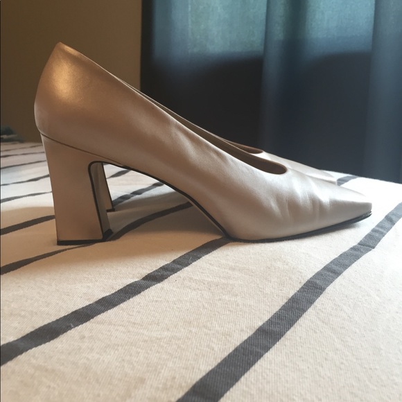 Nine West - Picture 2 of 6