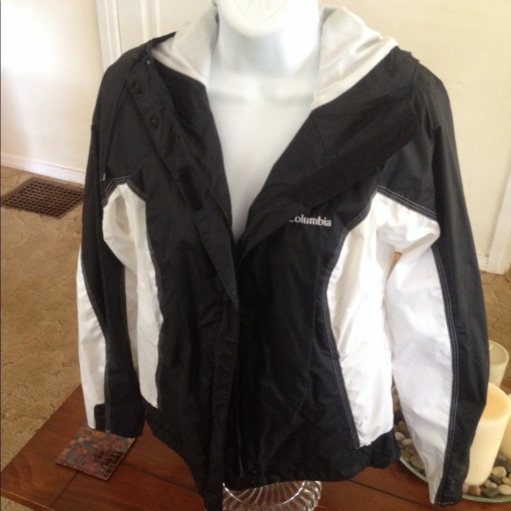 Columbia lightweight jacket.