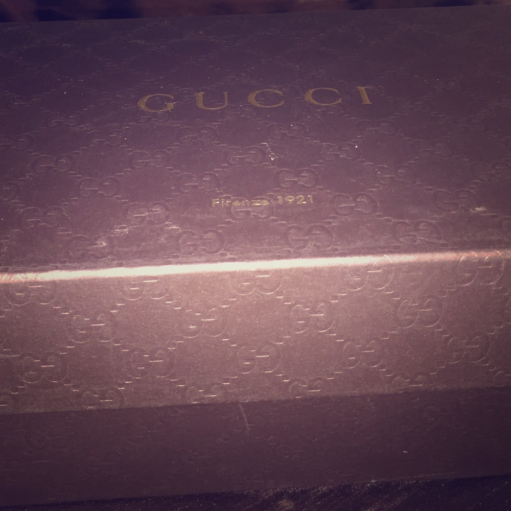 Gucci Kid Scamoscisto Nero size 39 pumps