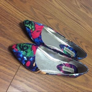 Steve Madden Floral Flats