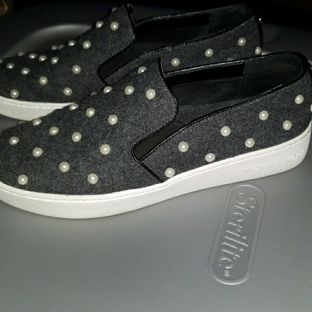 Michael Kors shoes size 7