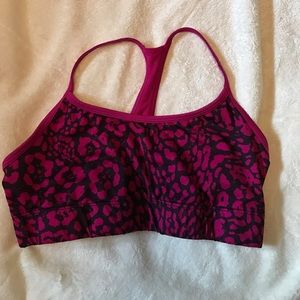 Reversible pint/leopard champion C9 sport bra
