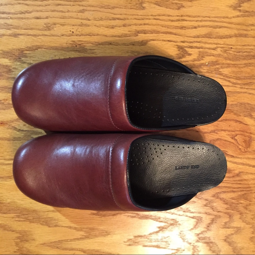 Lands' End brown leather mule clogs