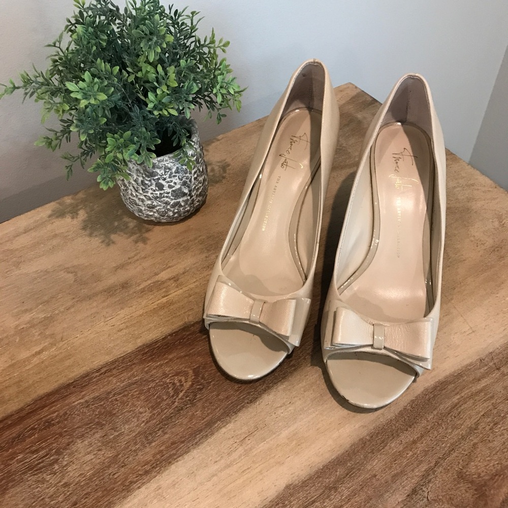 Franco Sarto Hetty Cream Peep Toe Bow Wedge