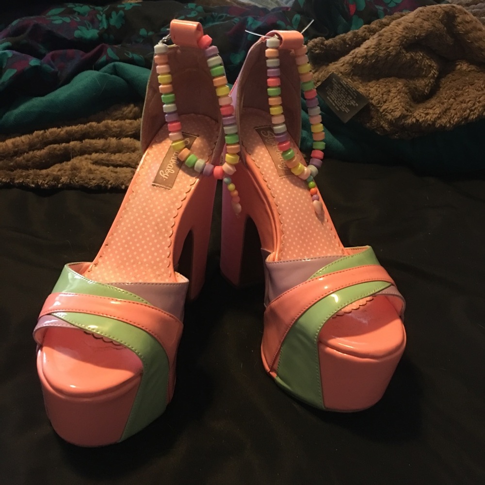 Sugar baby size 8 candy platforms