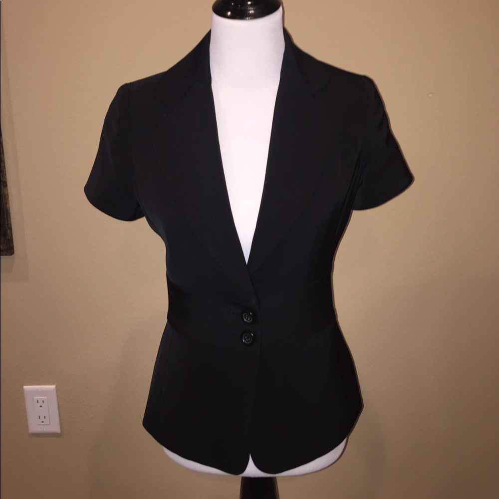 WHBM short sleeve blazer
