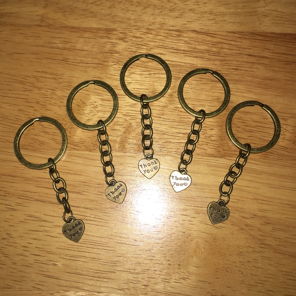 🔑 5 NWOT KEY RINGS! 🔑 - Picture 8 of 8